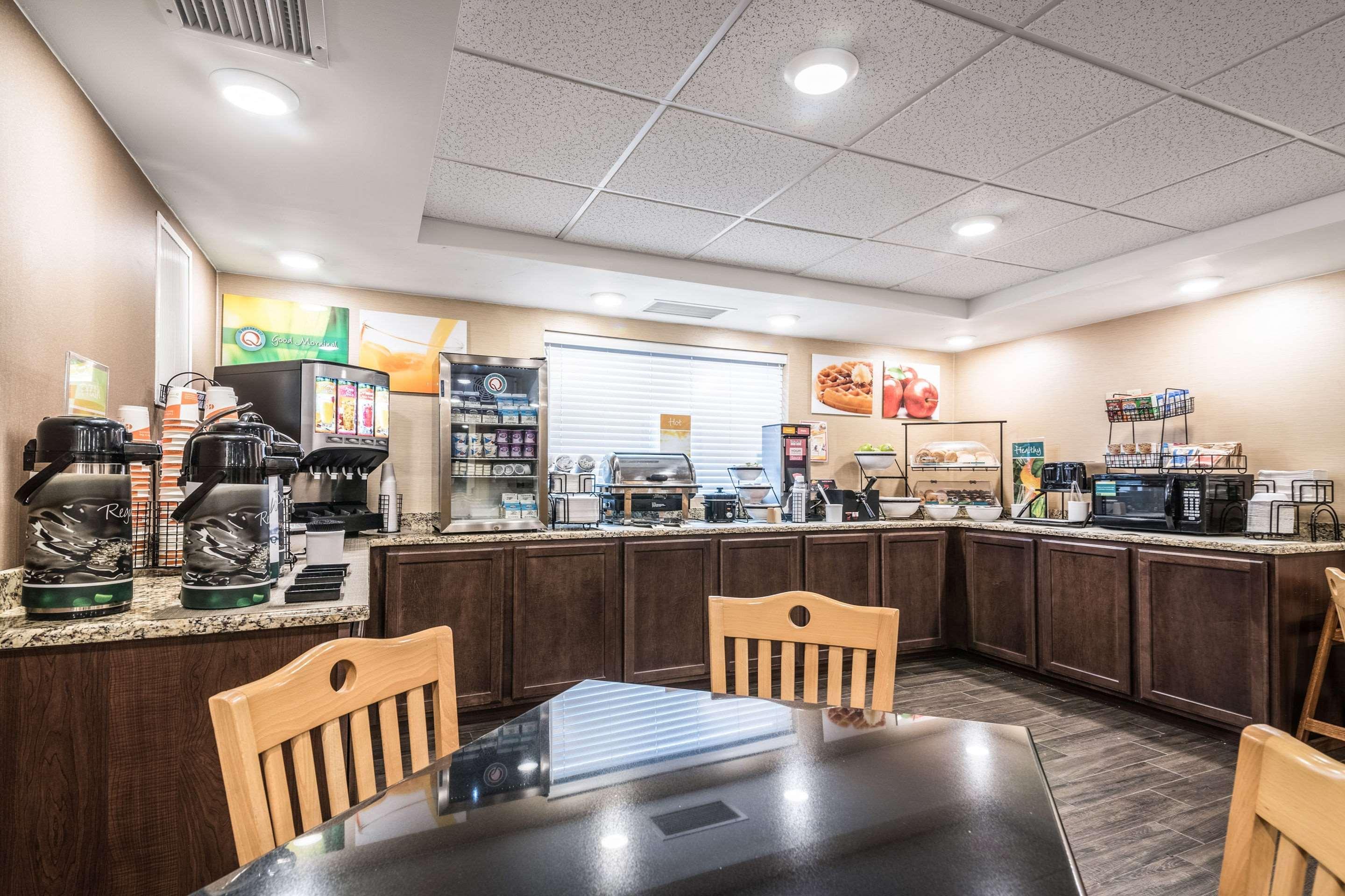 Quality Inn Ithaca - University Area Esterno foto